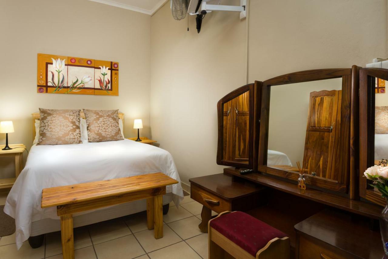 La La Dathel Guesthouse Колесберг Екстериор снимка